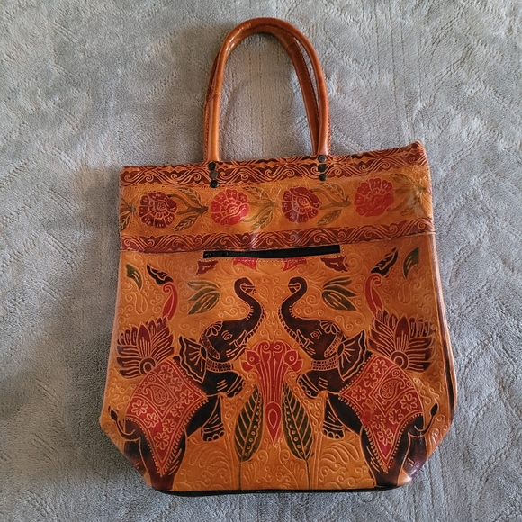 Genuine Leather Made In India Zipper Tote Bag Elephant Design with Bottom Studs - Picture 1 of 13